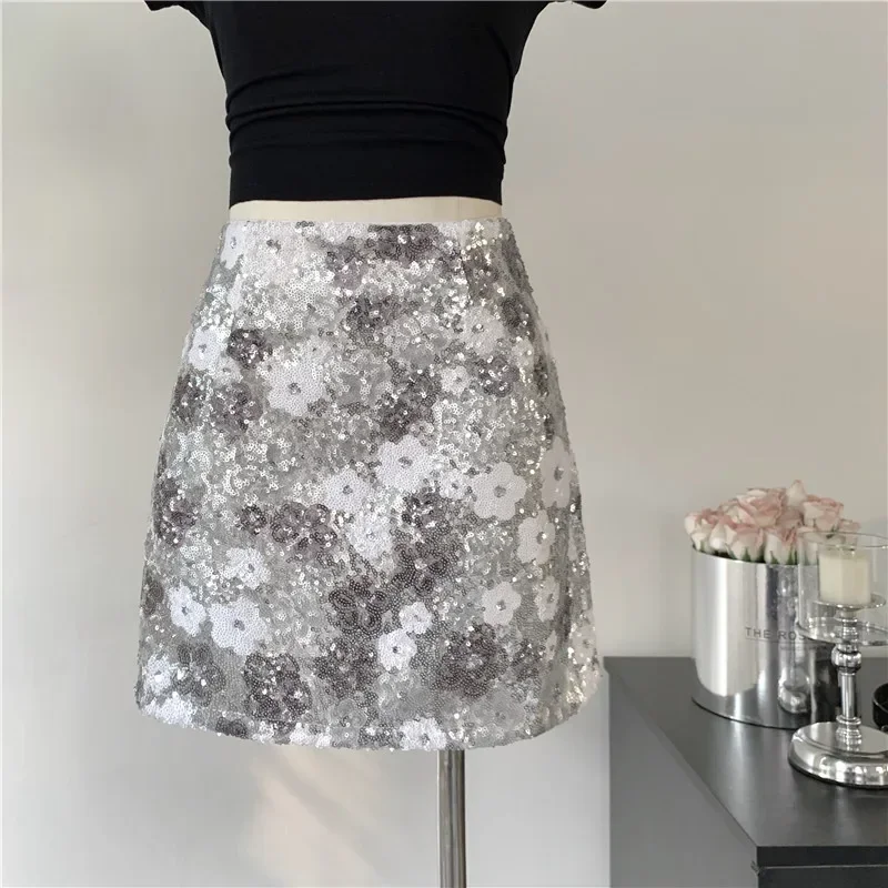 High Quality 2024 New Summer French Luxury Sequins Flowers Small Fragrance Skirt For Women Fashion Streetwear Slim Short Skirts