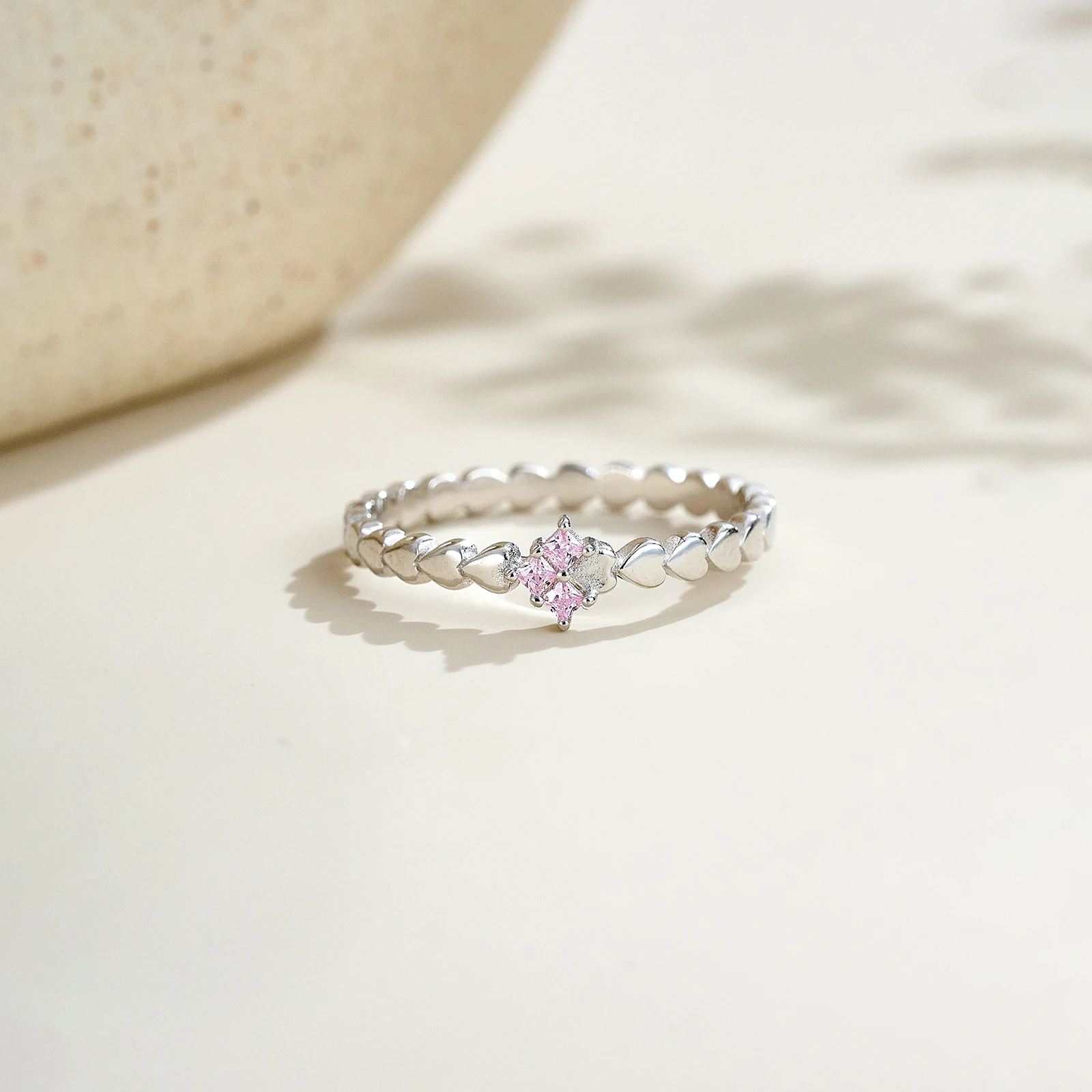 

VEWANT 925 Sterling Silver Pink CZ Zircon Heart Shape Love Ring 2025 Women Romantic Luxury Fine Valentine's Gift Jewelry
