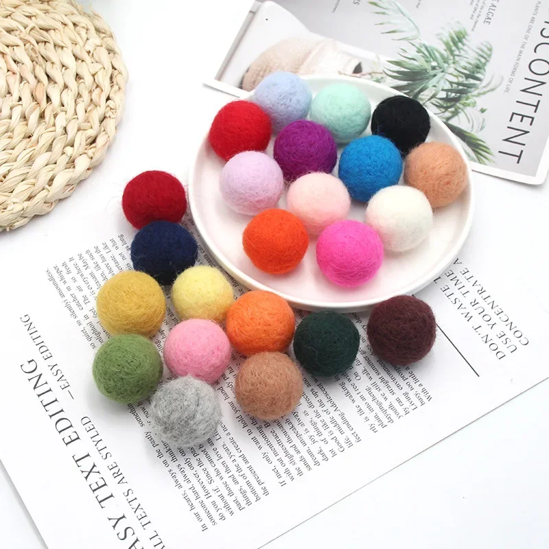 10pcs/lot 3cm Wool Felt Balls Round Colorful  Crafts for DIY Decoration Sewing Supplies