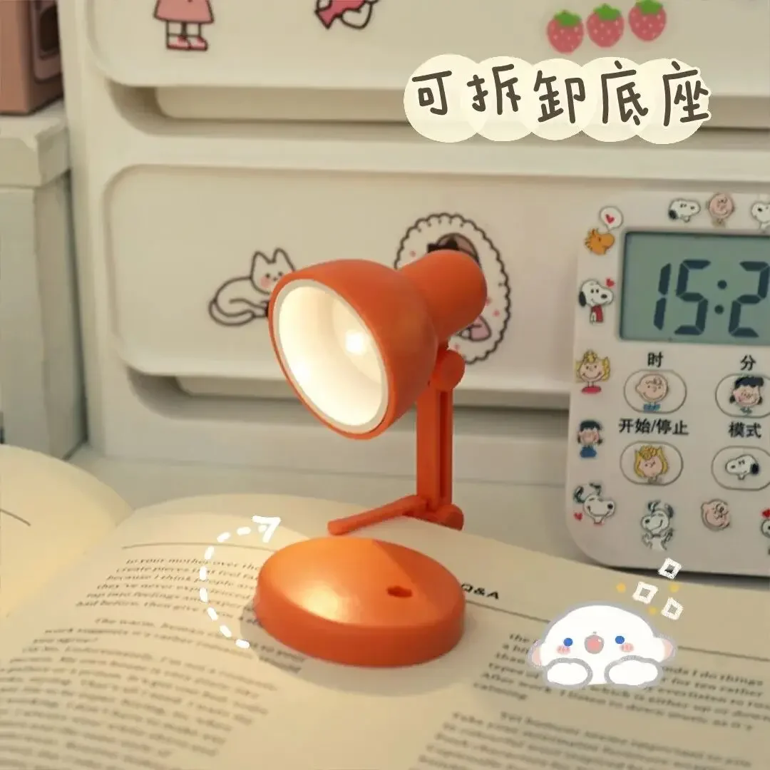 

Mini Table Lamp LED Folding Portable Night Light Magnetic Attraction Warm Color Eye Protection Reading Table Lamp with Clip