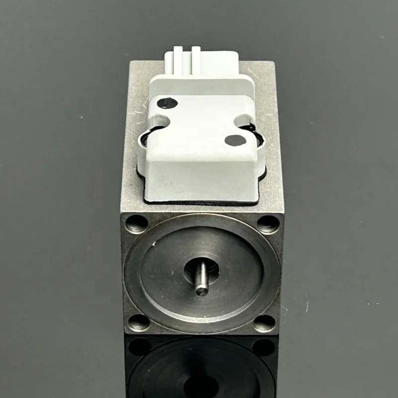 Solenoid Valve Forklift Spare Parts 0009736085 Magnet 12V AMP for Linde Forklift 316 350 392 394 393