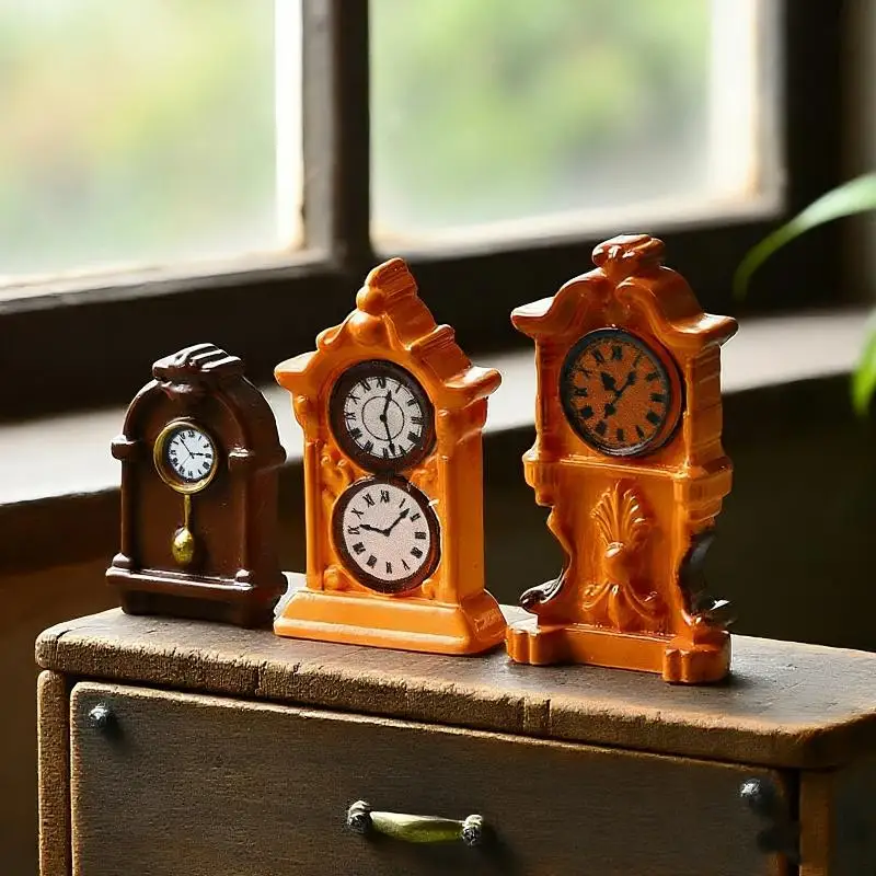 Hot 1/8 Stuks Poppenhuis Accessoires 1:12 Poppenhuis Miniatuur Wandklok Europese Vintage Klok Meubels Model Decor Speelgoed