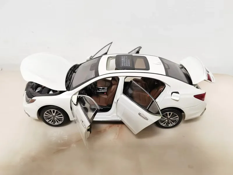 Modellino Auto in Scala 1:18 Originale Guangqi Honda Acura Tlx-L, Veicolo da Collezione per Hobbyisti Adulti, Disponibile