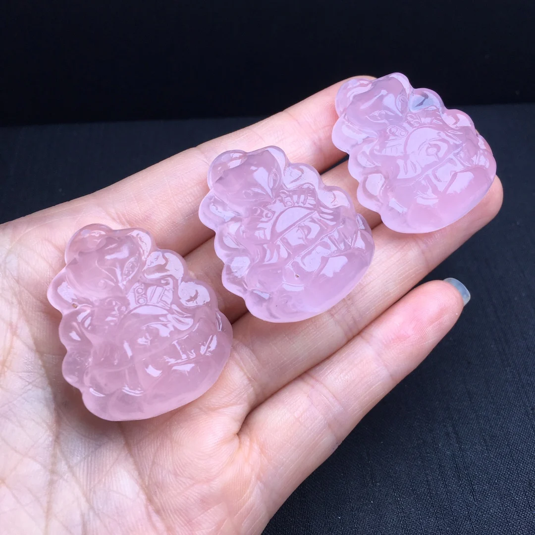 2PCS Natural Rose Quart Fox Fairy Carving Pendant Healing Reiki With Hole Fashion Fengshui Jewelry Gemstone Gift 35MM