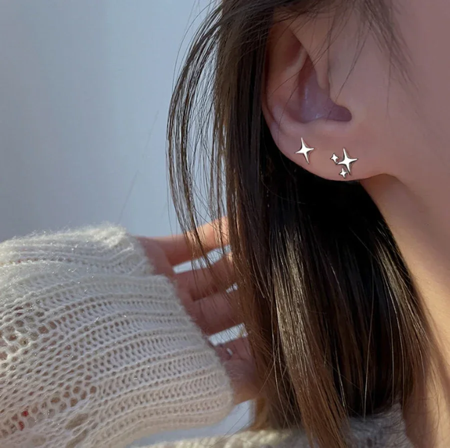 Simple Fashion Star Stud Earrings for Women Girl Banquet Asymmetry Earring Jewelry Birthday Party Valentine Day Gift Wholesale