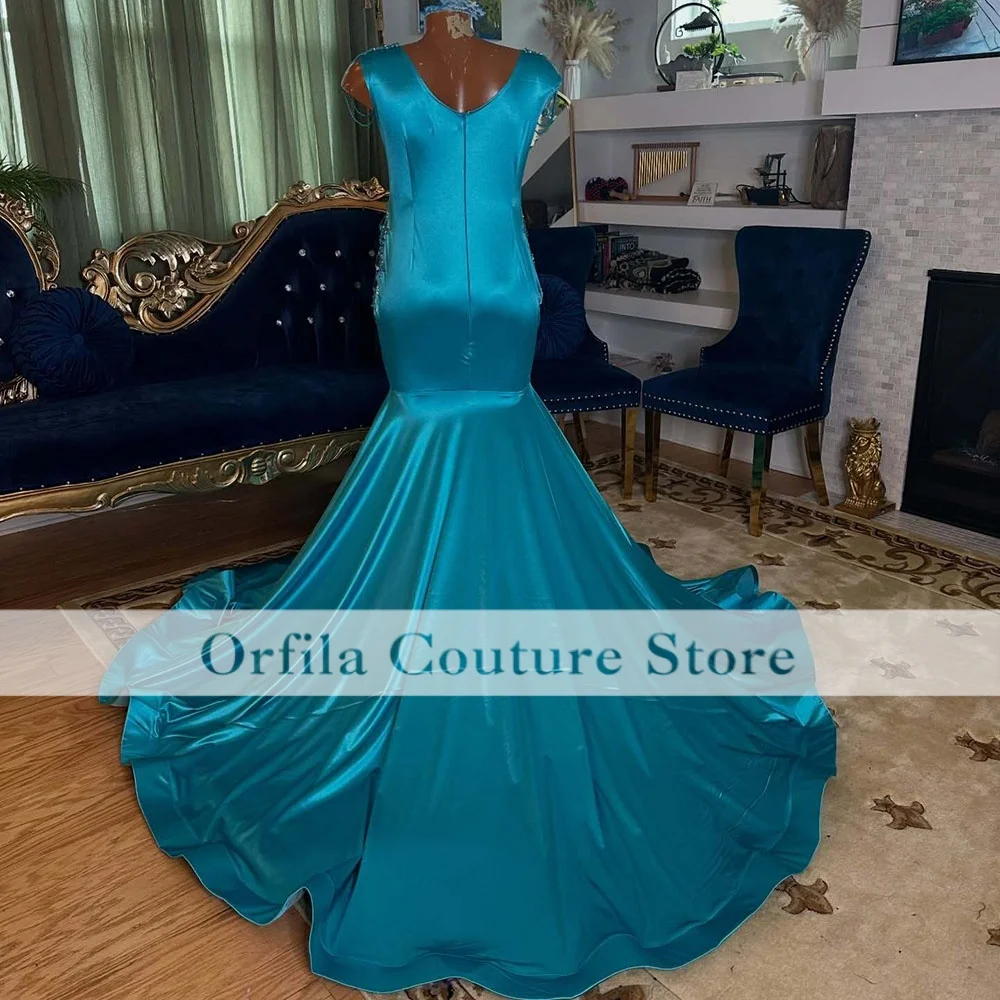 Luxury Blue Junior Prom Dresses 2026 Black Girls Beads Crystal Mermaid Party Gown For Special Customized