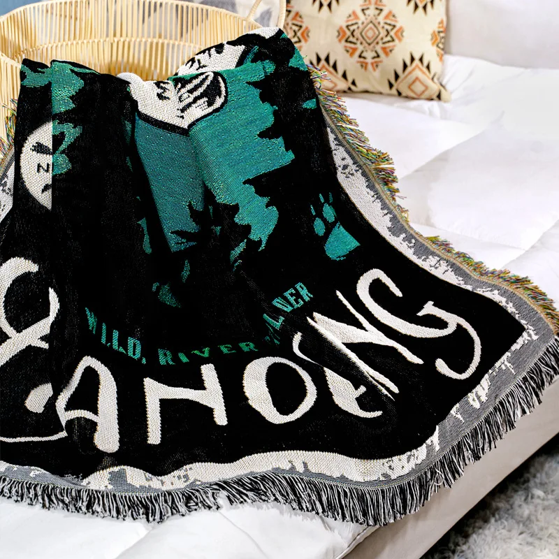 

Fringed Nordic Style Jacquard Blanket Simple Weave Thickened Anti Cat Scratch for Sofa or Outdoor Camping Versatile Choice