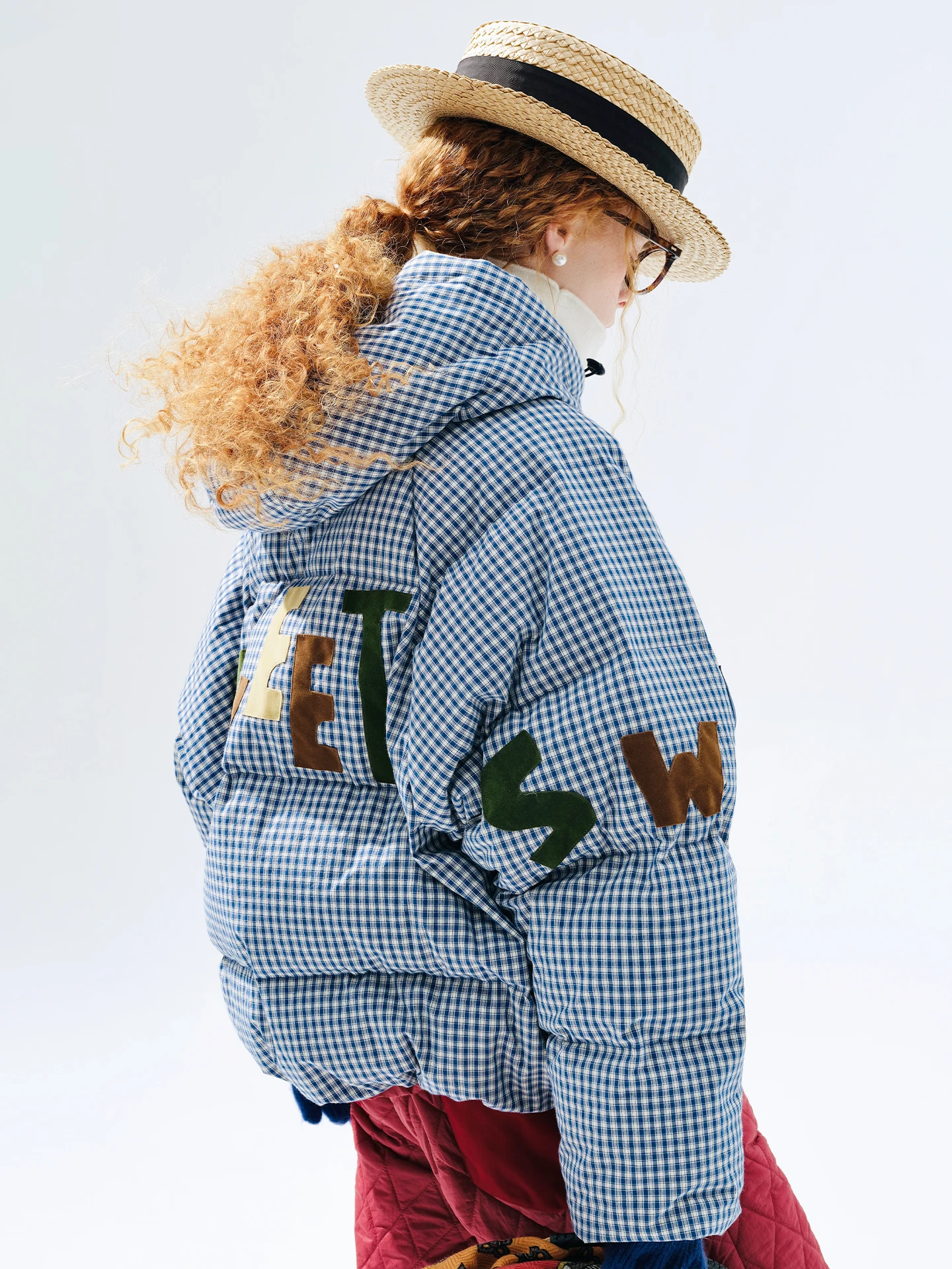 سترة شتوية قصيرة منقوشة باللون الأزرق الملكي imakokoni معطف بقلنسوة سميك بحروف متدفقة 255256 #2