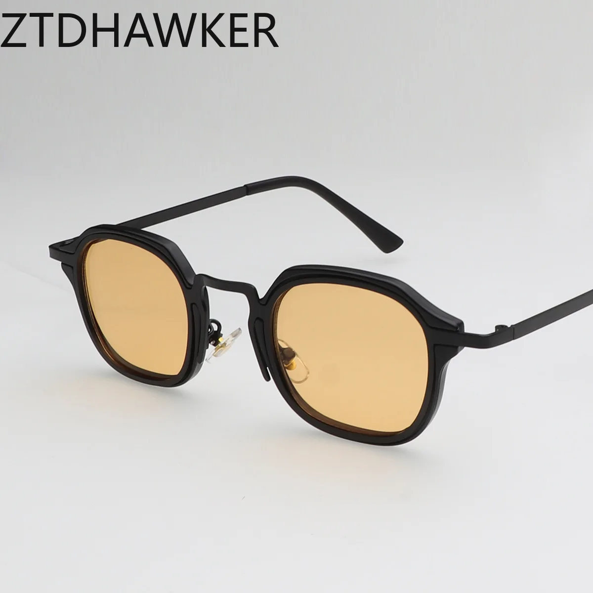 2024 New Style Square Trendy Simple Metal Men and Women Sunglasses Black Lens Ball Party