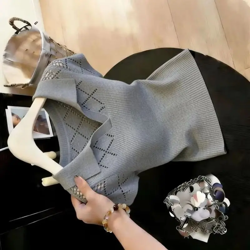 New Women's Knitted Pullover Sweater 2026 Summer  Version Loose Female Sweater Advanced Sense Collarladies Tops