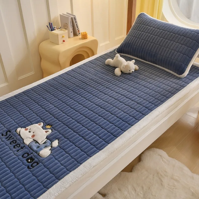 

2025 2cm thick milk fleece bed padded soft bed mattress winter warm single student dormitory mattress