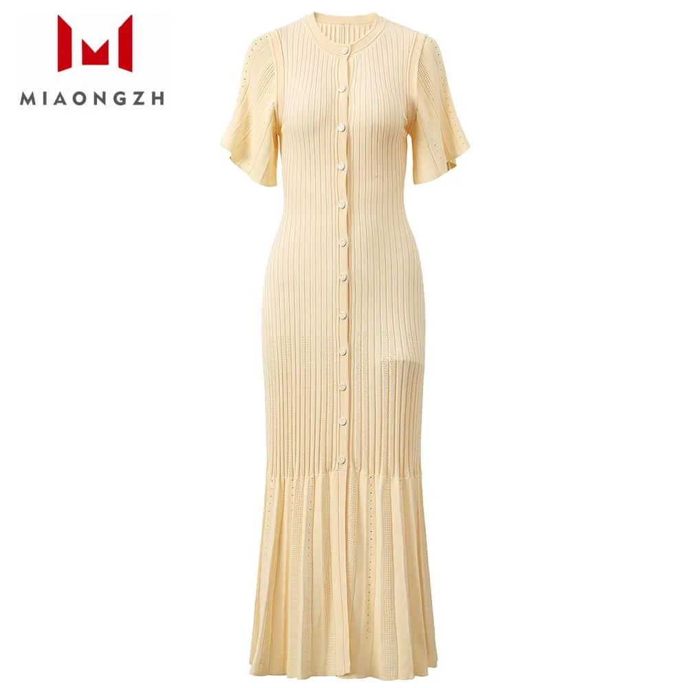 

Summer New Slim Knitted Dress For Women O Neck Short Sleeve Single Row Button Party Dresses Female Fashion Clothing High Quality