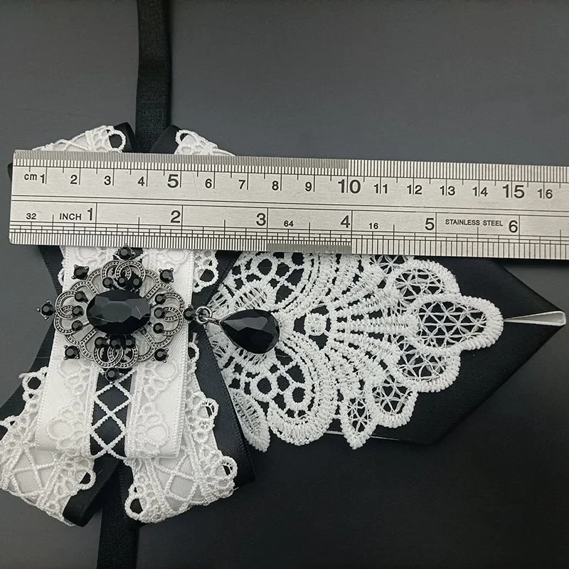 Original Spitzen-Schleife Luxuriöse Strass-Herren-Business-Bankett-Hochzeits-Bräutigam-Anzug-Hemd-Accessoires Handgefertigter Schmuck Geschenke – Detail 3