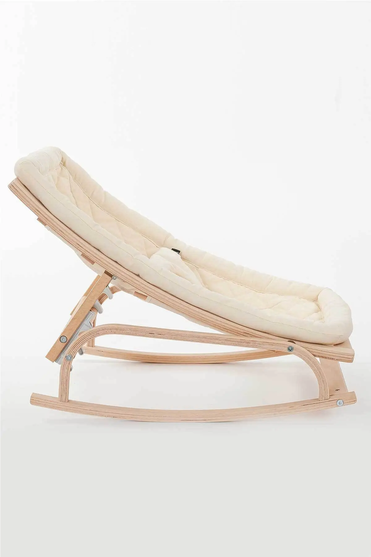Natural Wooden Rocking Baby Sleeping Bed Baby Cradle Rocking Chair Baby 0-36 Months Swing Soothing Crib Newborn Gift