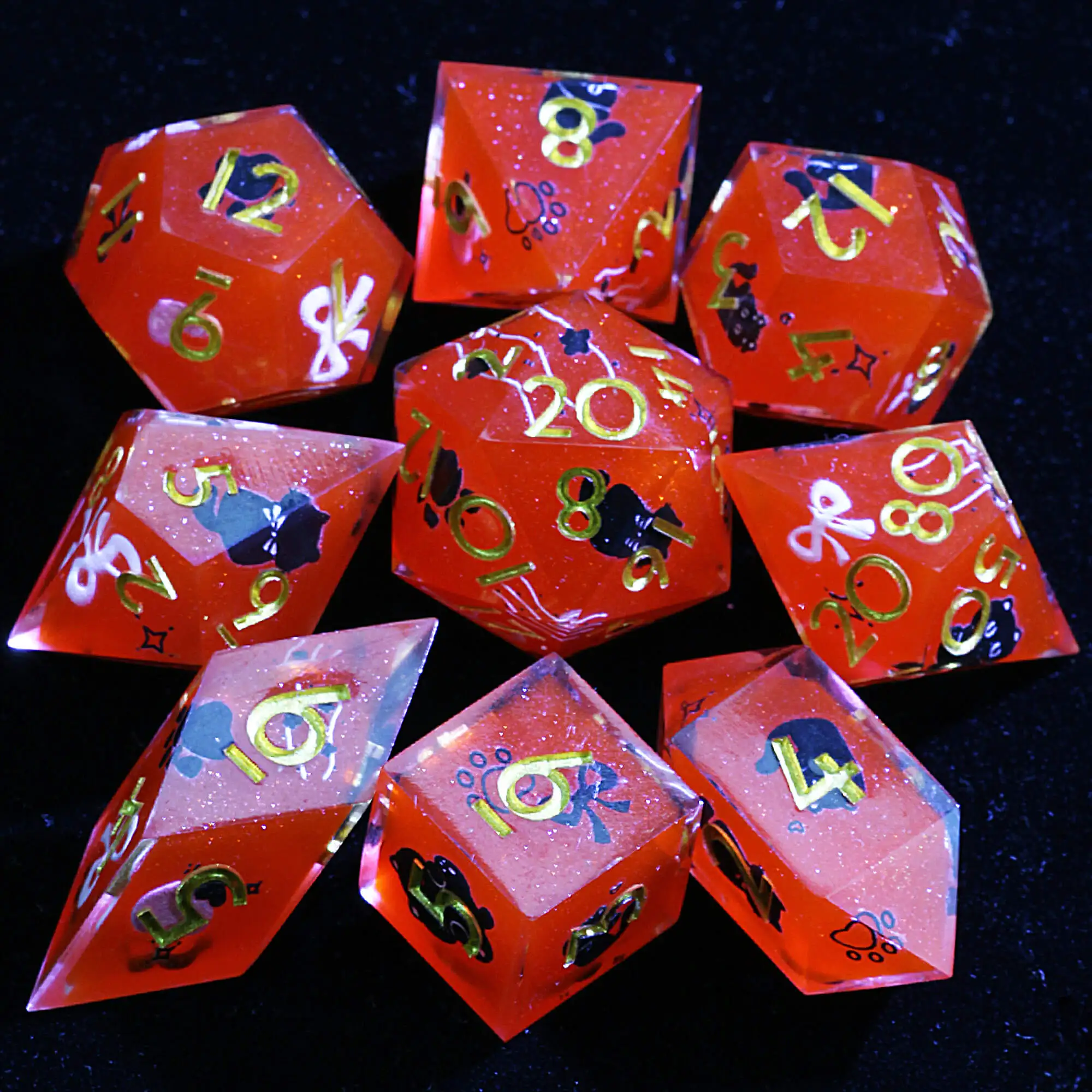 

Набор из 9 многогранных полимерных кубиков для D&D Crimson Paw