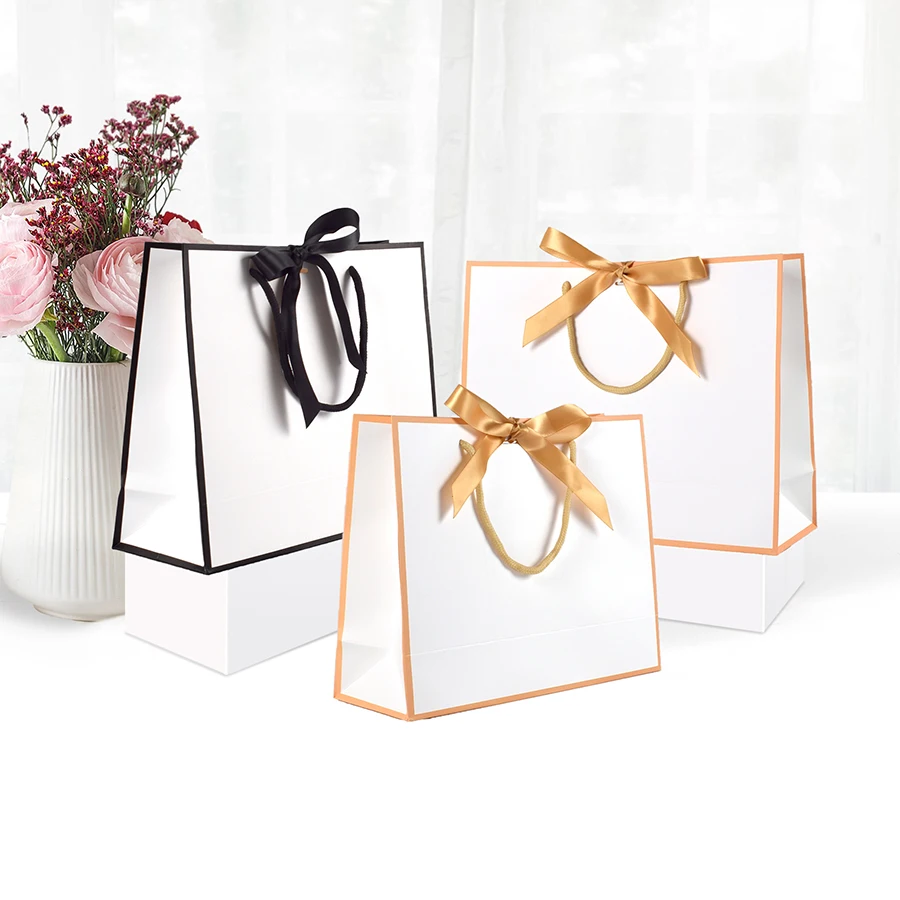 Black and white color matching fashion bow handbag spot large horizontal frame white card gift paper bag