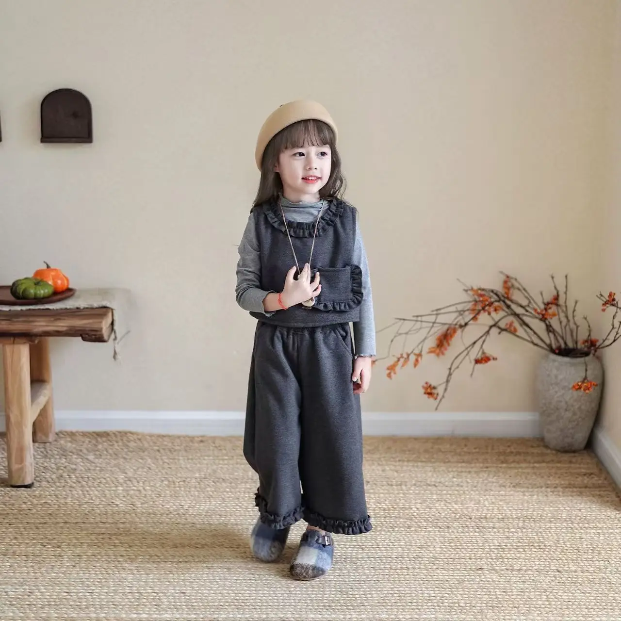 Autumn Spring Girls TShirt+Waistcoat Vest+Loose Pants 3Pcs Set Kids Princess Childrens Outfits Gray Flashion Cute Suits Clothes