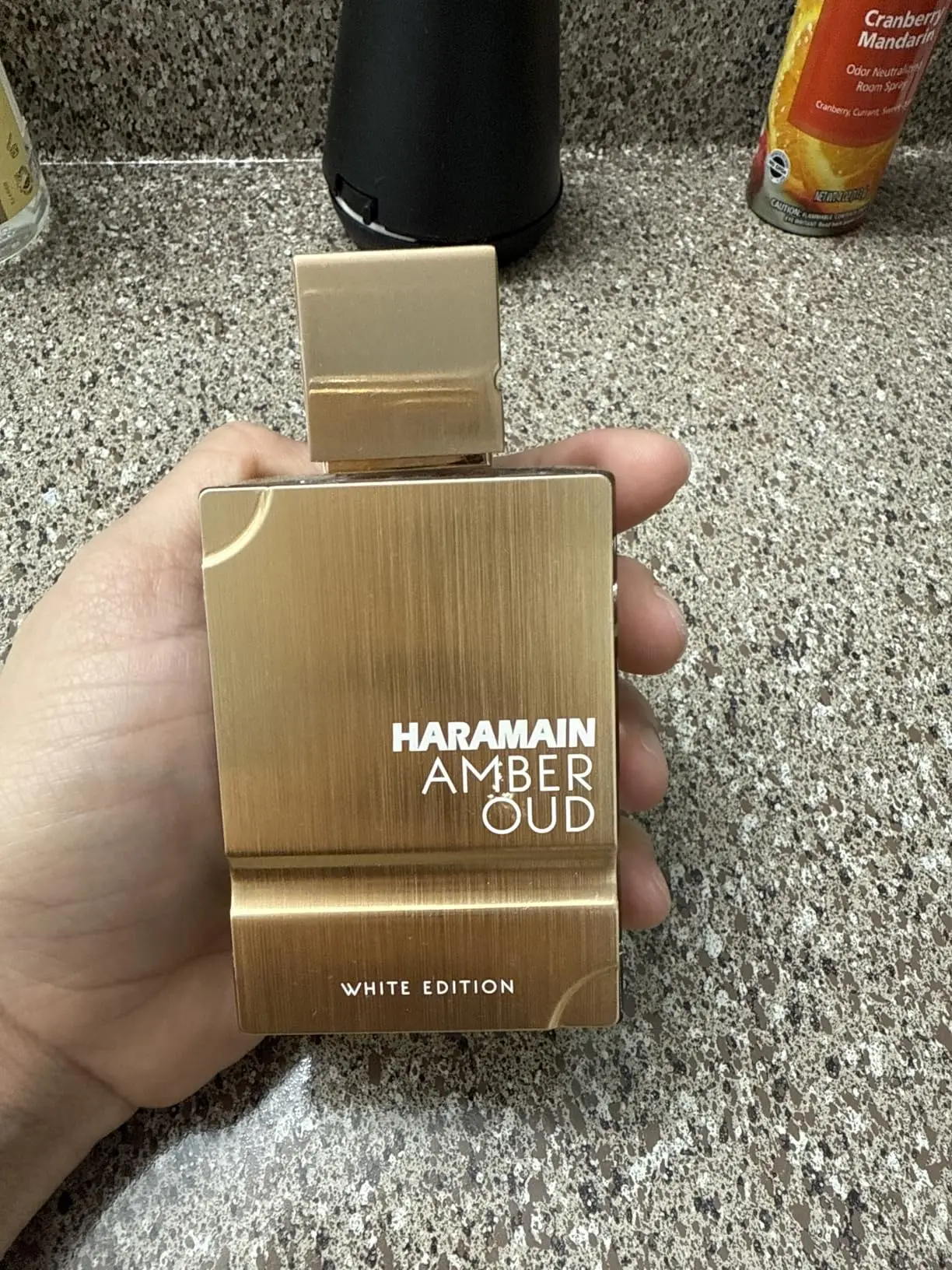 

Al Haramain Amber Ebony White Unisex perfume -2 oz Light essence spray,perfect gift