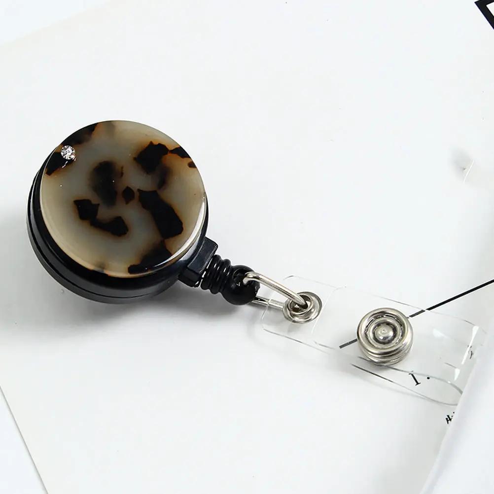 

Creative Badge Holder Leopard Design Stretchable Clip for Nurse Id Cards Name Tags Teacher Work Badge Accessory