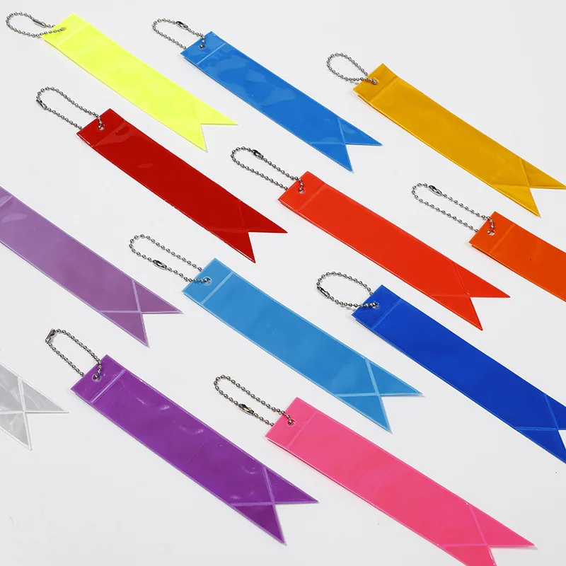 Car Colorful PVC Reflective Pendant Night High-gloss Safety Marker Bag Keychain Reflective Strips Reflector Ornaments Auto Decor