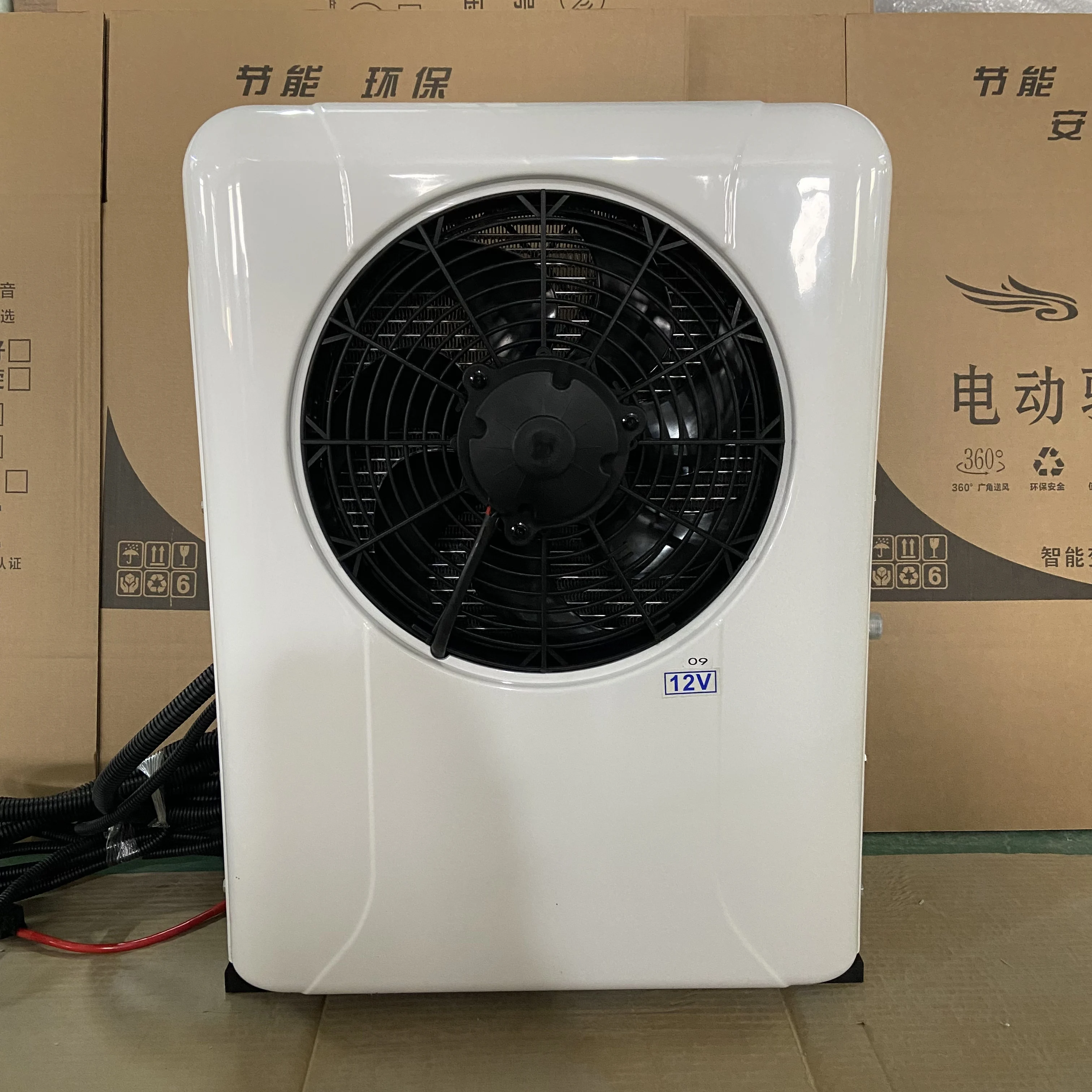 Made in China Parking air Conditioner 12v Suitable for RVs Campervans Tour Buses  Passenger Coaches 24v Parking air Conditioner