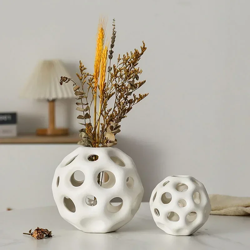 

boyouCeramic Ball Vase Flower Arrangement Pampas Grass Nordic Decor Living Room Desktop Tabletop Home Decration Accessories