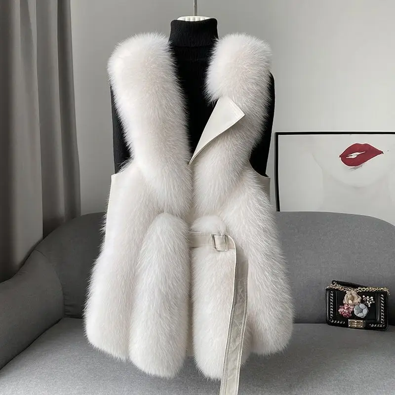 New High imitation fox fur vest for Women Slim Versatile High-end Fashion Young Warm Sleeveless Coat 2025 Autumn/Winter New