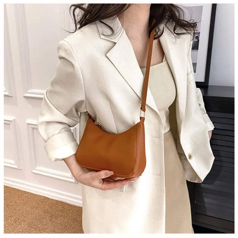 Nouveaux sacs à main de mode pour femmes rétro couleur unie en cuir PU épaule sous les bras sac décontracté femmes sacs à main sac de créateur pour les femmes