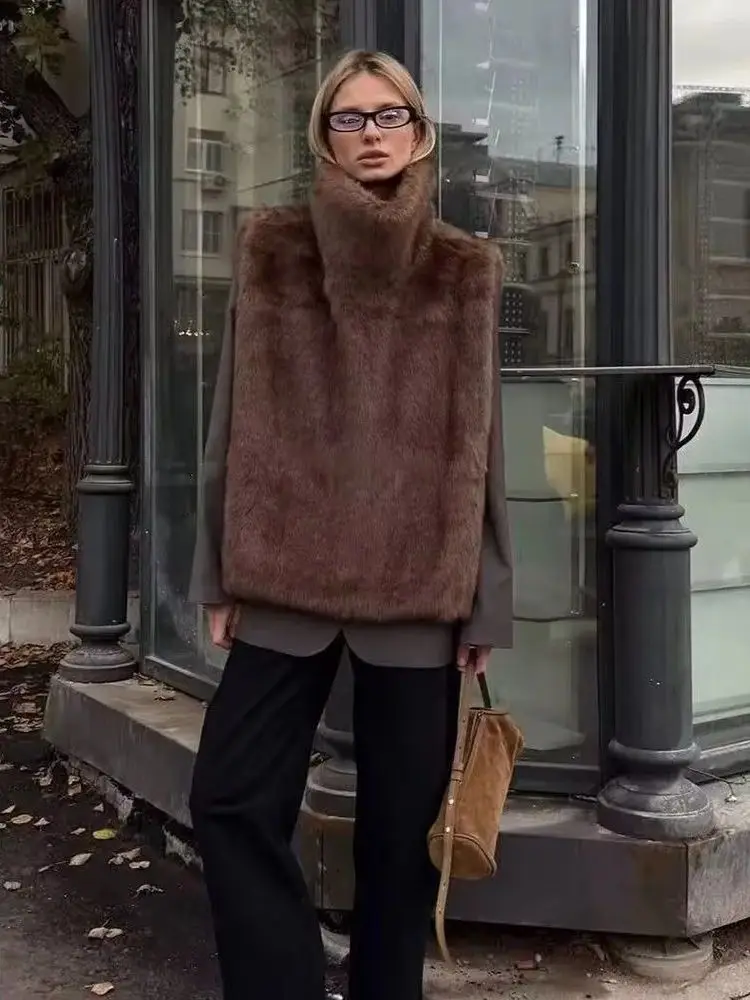 

HH Women Winter Warm Casual 3-Color Solid High-necked Sleeveless Vest Retro Faux Fur Effect Short Shawl Women Fashion Shawl