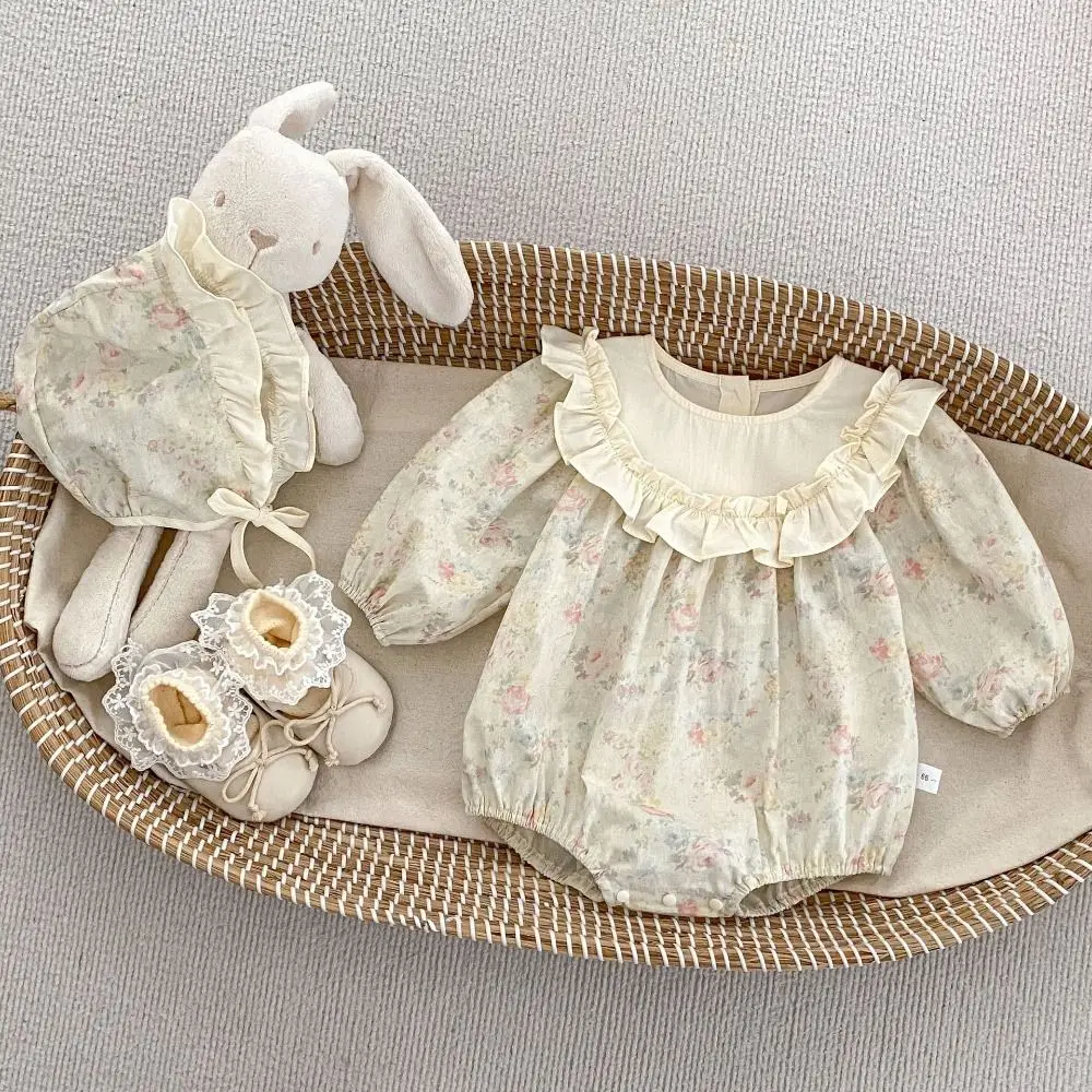 

2025 Retro Newborn Clothes Floral Cotton Long Sleeve Hat Suit Climbing Clothes Spring
