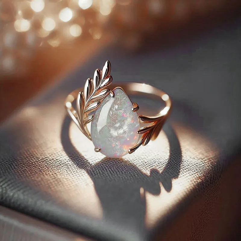 European and American Palace Feng Shui Drip Ring, Women's Australian Treasure New Leaf and Branch Baroque Style Accessories