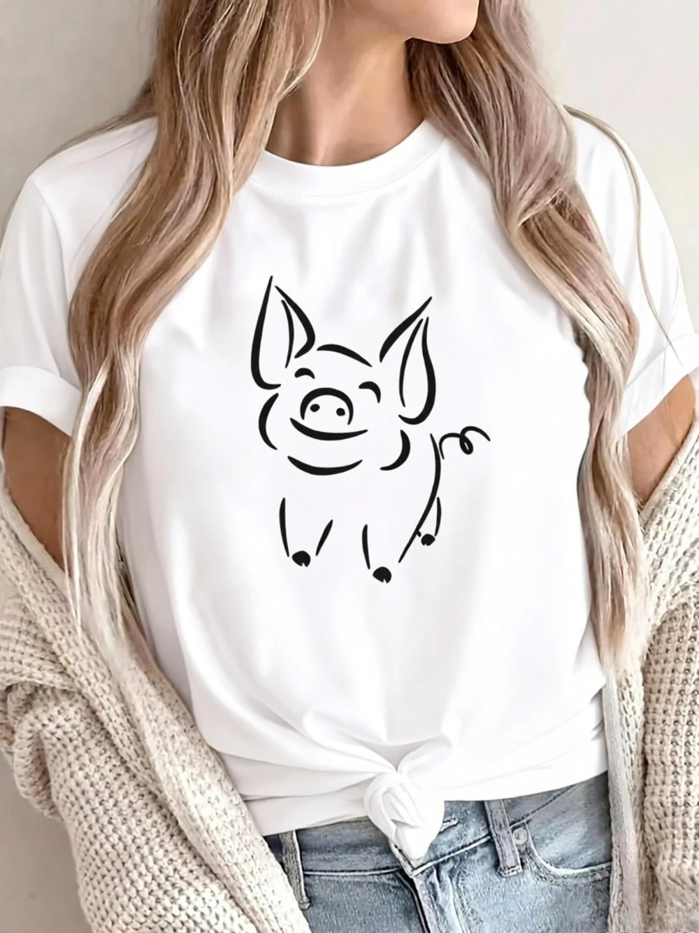 Women's Soft Cute Piglet Graphic Tee Casual Crew Neck Short Sleeve Tee White Line Art Design Comfortable Fashion Women Daily Tee