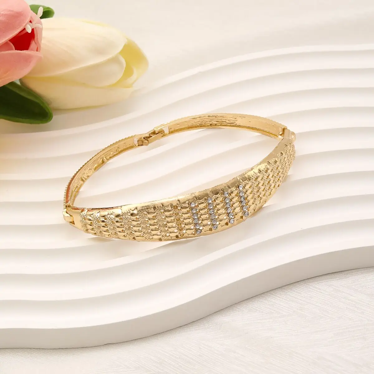 Liffly Fashion مجموعات مجوهرات النيجيرية الهندية للنساء دبي الذهب اللون الزركون قلادة أقراط سوار حفل زفاف الزفاف #5