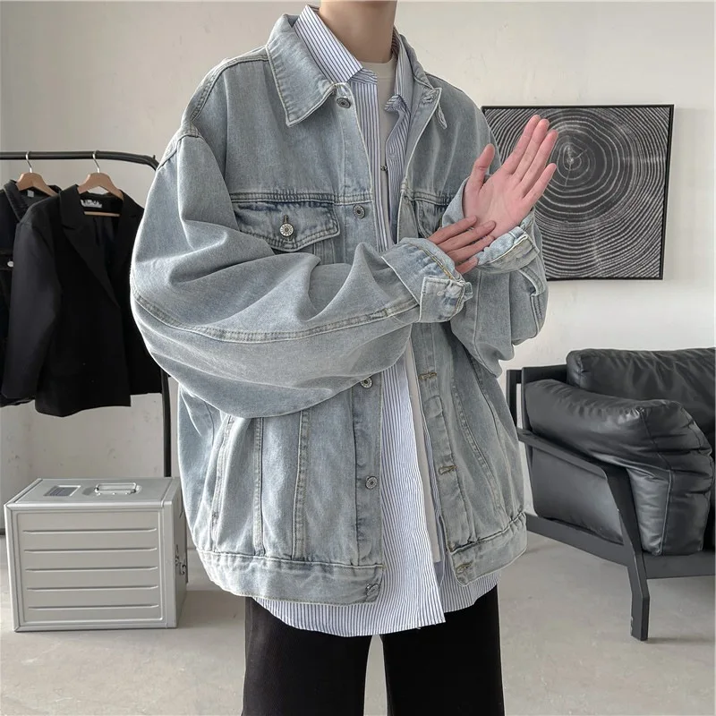 Men's Oversized Light Wash Denim Jacket, Casual Loose-Fit Trucker Jacket with Chest Pocket, Vintage Streetwear Outerwear
