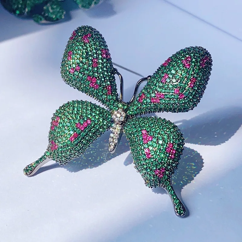 

Vintage Heavy Industry Green Butterfly Brooches Luxury Design High-end Insect Pin Jewelry Evening Dress Brooch Gifts for Friends