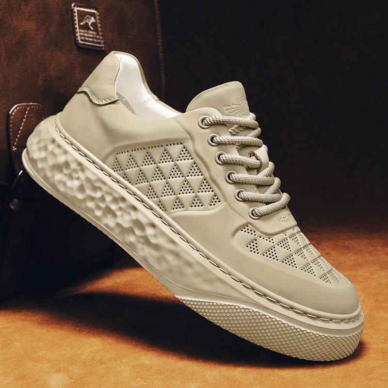 

New Four Seasons Light Luxury Thick Sole Casual Shoes Breathable and Versatile Board Shoes Men's Fashion Shoes Men's Shoes
