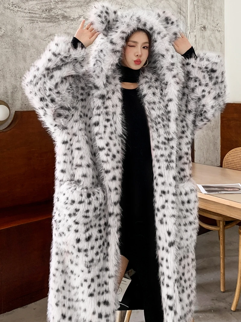 Original Design หญิง Panther Point สีชมพู Faux Fur Coat Lady Baggy หมีหู Hooded Jacket ผู้หญิงฤดูหนาวเสื้อโปรโมชั่น