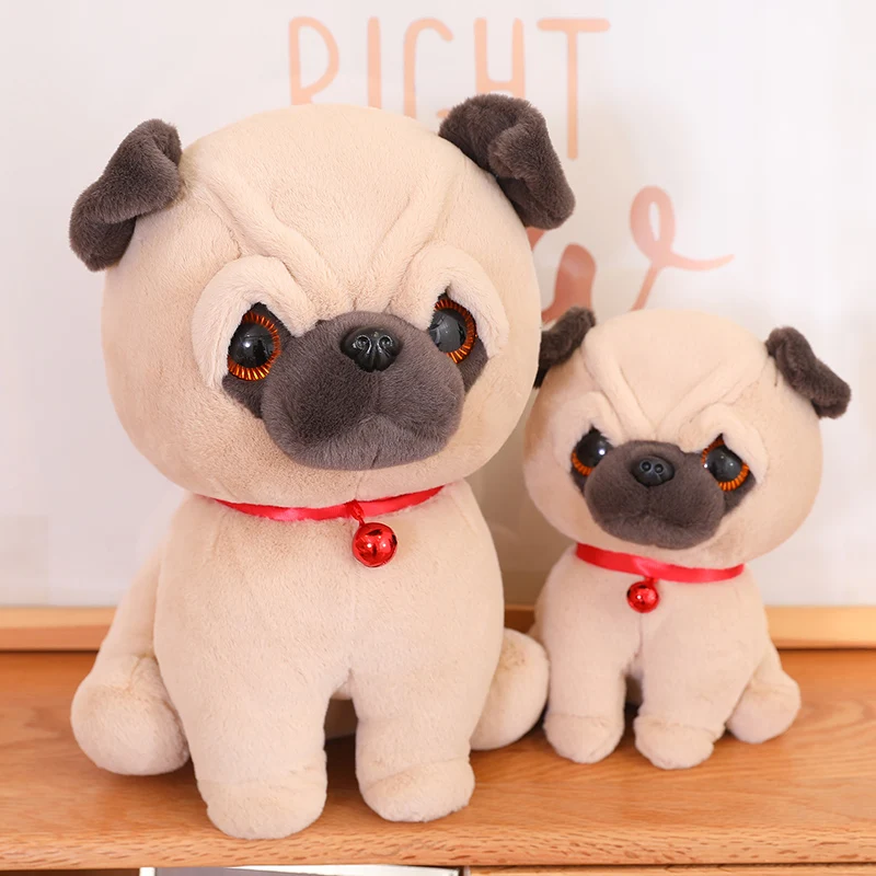 Red Bell Pug Puppy ตุ๊กตาของเล่นตุ๊กตา Squatting สีน้ําตาลการ์ตูนสัตว์ Plushie เช่นจริง Appeasing Sleeping Hug เพื่อนปัจจุบัน