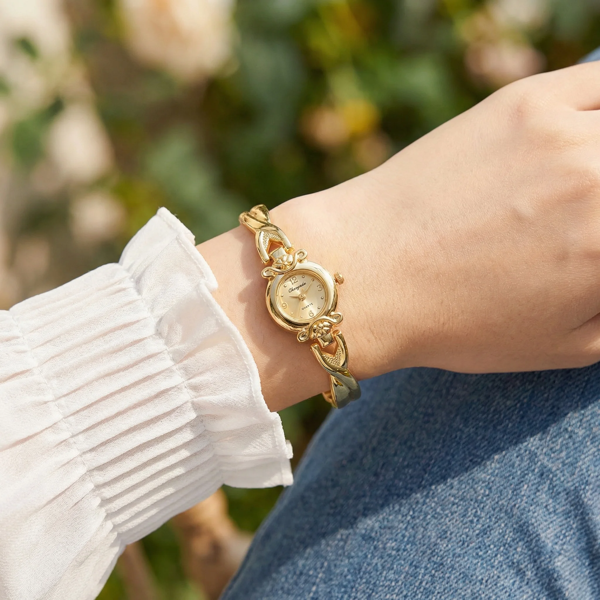 Small Exquisite Women Bracelet Watch Top Brand Luxury Gold Ladies Quartz Wristwatch Fashion Dress Female Clock relogio feminino
