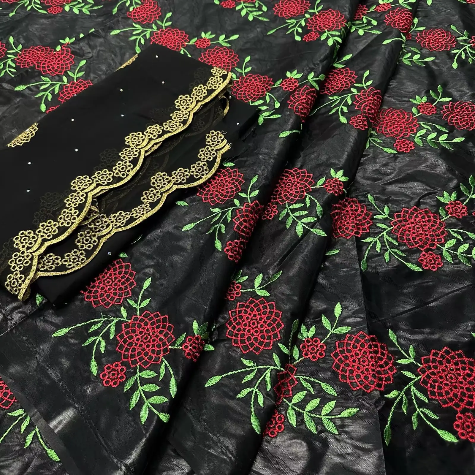 

7 ярдов вышитой африканской ткани Базин Рише 2026, высококачественная нигерийская ткань Базин Броде с сетчатым кружевом для свадебных платьев, Дубай