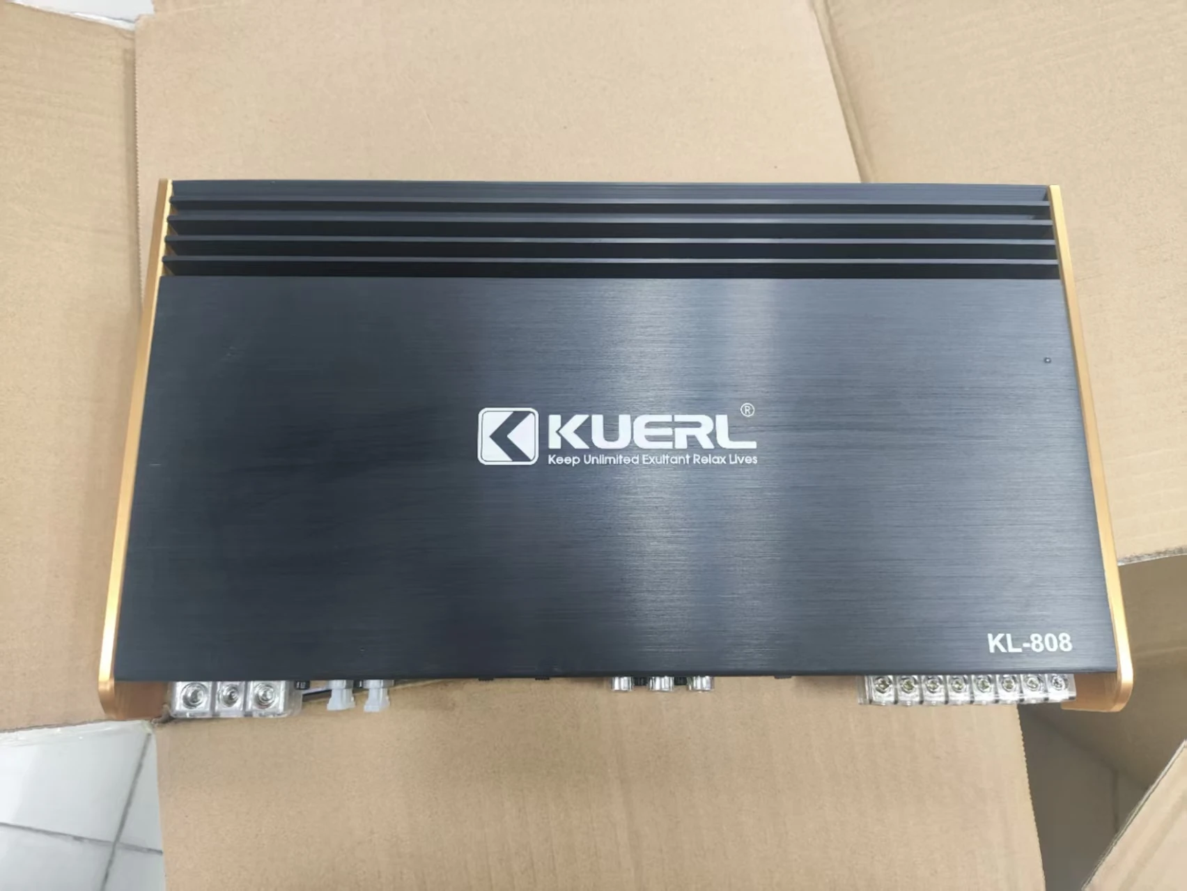 Cast Aluminum Alloy Efficient Heat Dissipation 12V 4-Channel Class AB Car Audio System Power Amplifier RMS Power 100W*4CH@4OHM