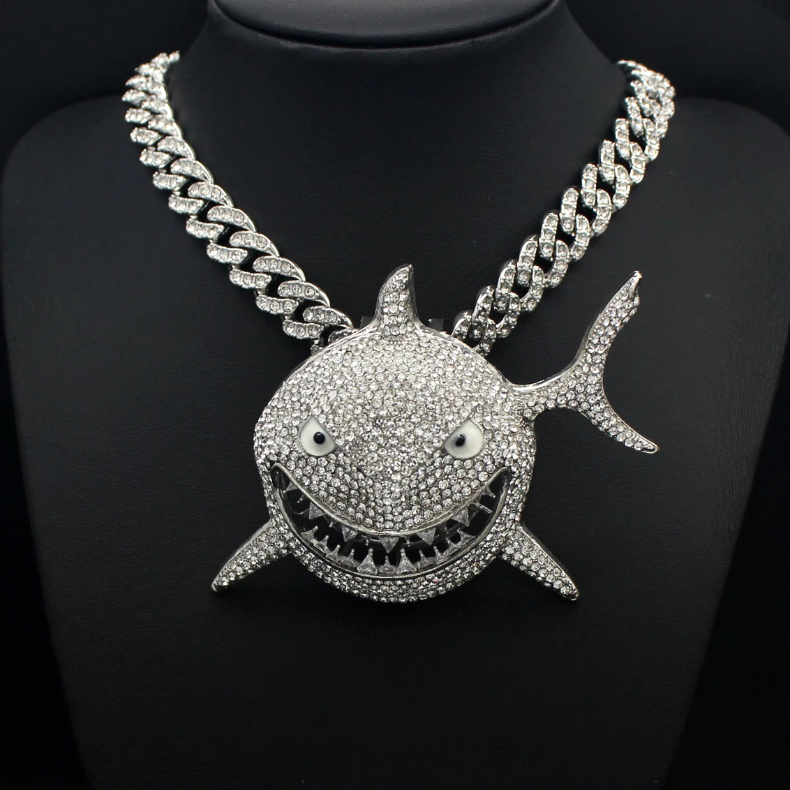 Big Shark Pendant Necklace For Men Hip Hop Bling Jewelry 11mm Iced Out Rhinestone Miami Cuban Chain Fashion Jewelry Gift