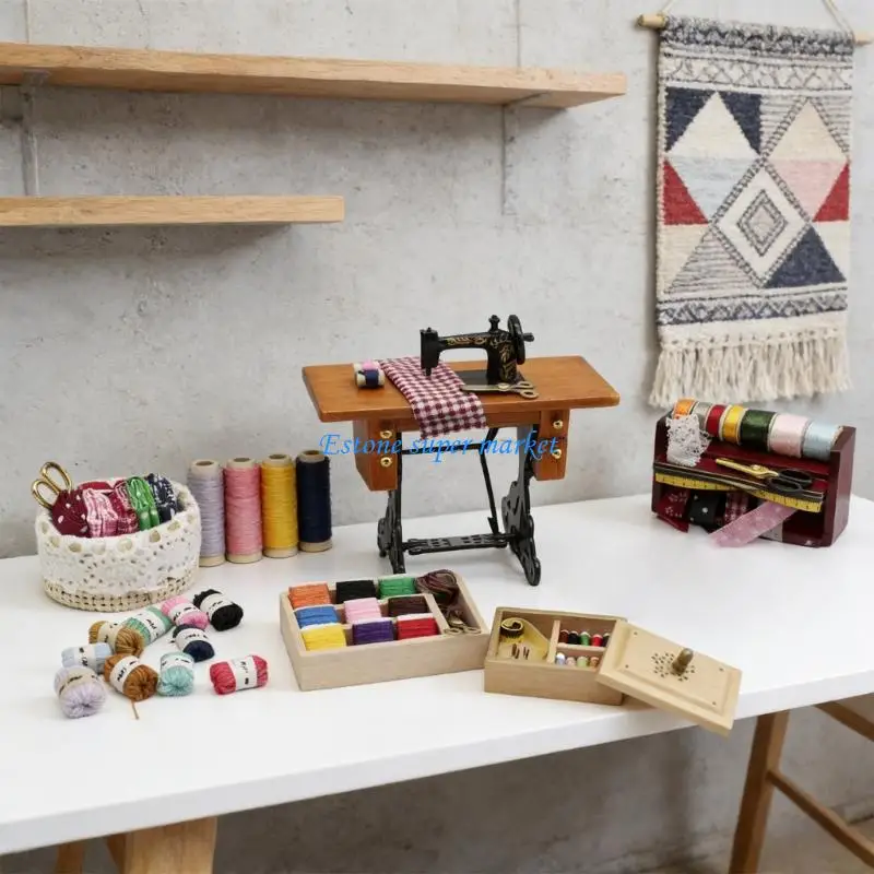 090B Miniature Dollhouses Nostalgic Sewing Machine Set Ornament for Art Collectors and Classical Interior Styling