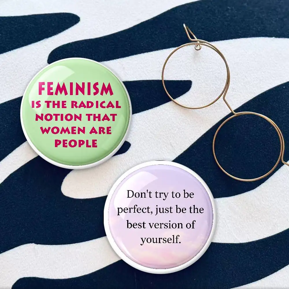 Don't Become A Prisoner Badges Tinplate Soft Button Pin Brooch Metal Badge Custom Jewelry Accessories Hat Bag Lapel