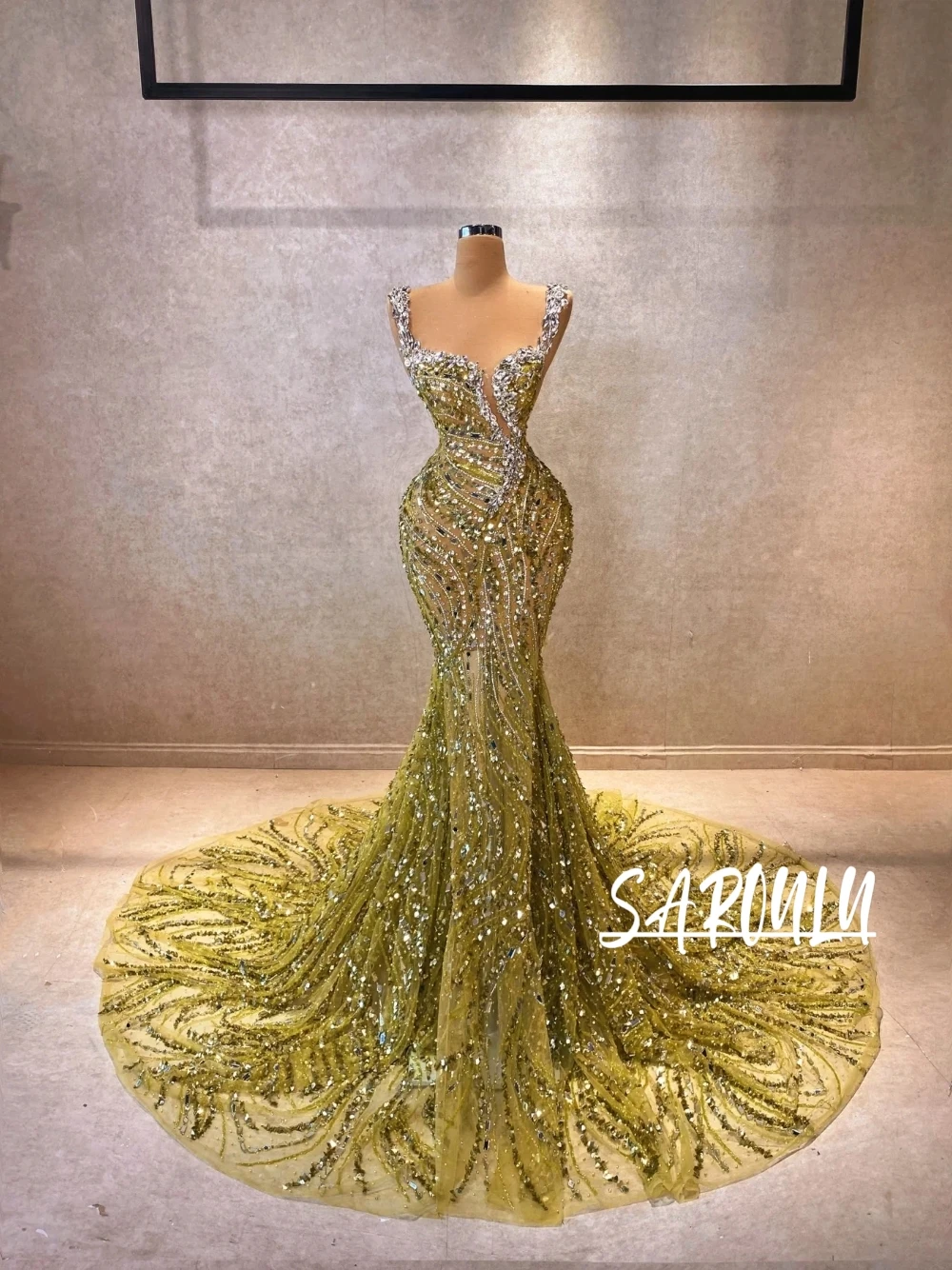 

Shimmering Diamond Mirrors Sequins Prom Gown Glamorous Green Customized See Through Modern Mermaid Richly Evening Dress