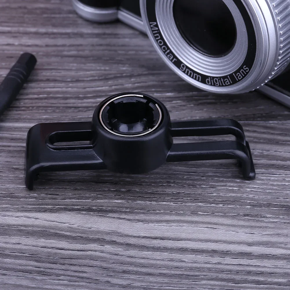 Black Replacement GPS Bracket Handlebar Rail Mount For Garmin Nuvi 1200 1250 1255 1300 1310 1350 1355 1375 GPS Stander Tools
