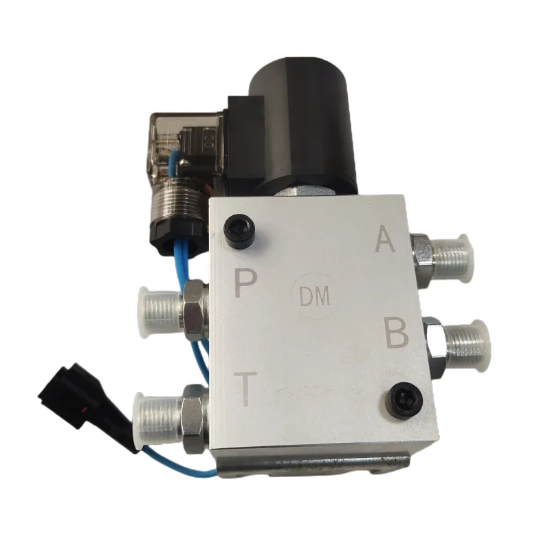 Hydraulic solenoid valve of excavator quick-change connector 12V and 24V quick-change connector cylinder check valve fittings