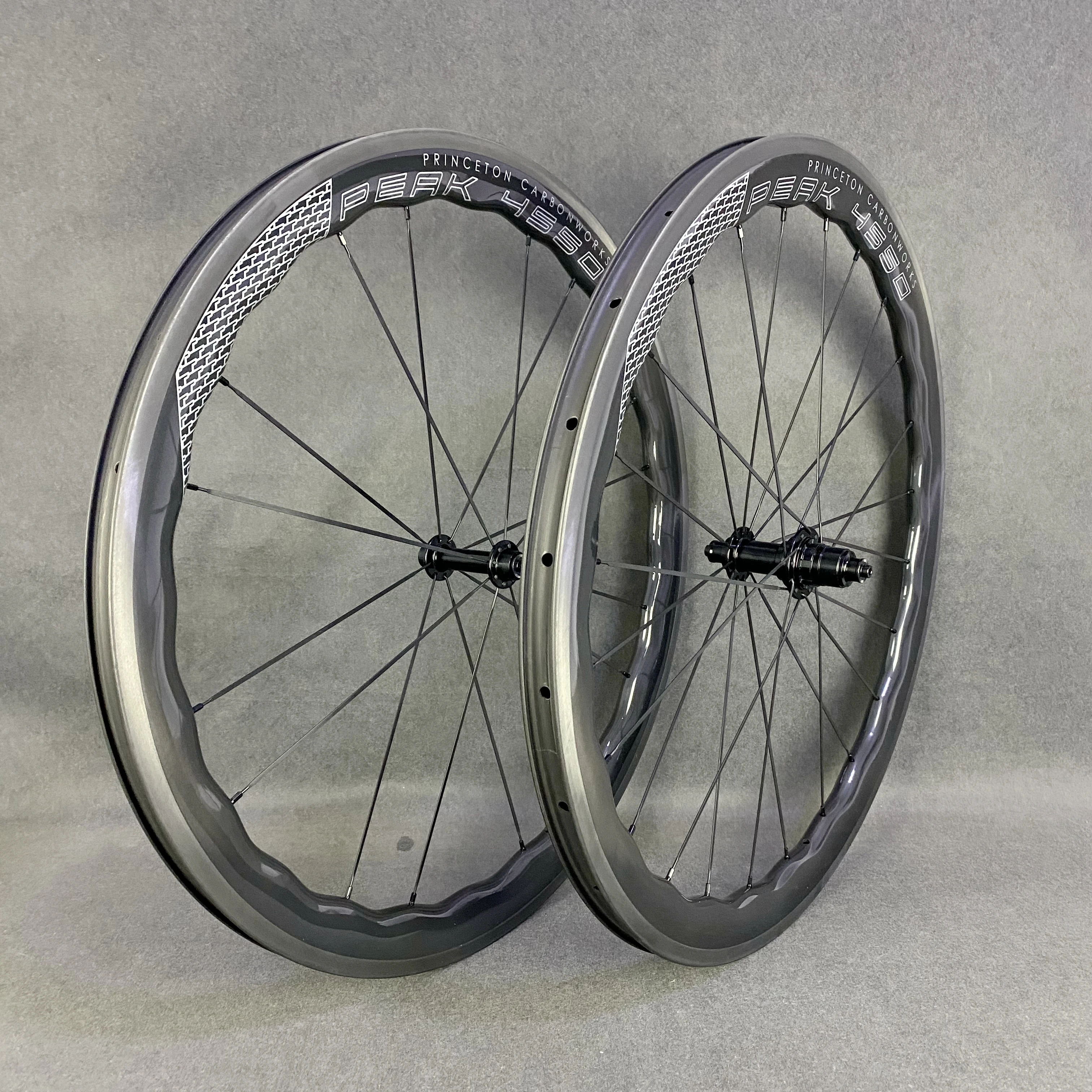 700C Road Bicycle Carbon Fiber Rim/V Brake Princeton PEAK 4550 Road Wheelset UD Surface With Clincher/Tubular/Tubeless Wheel