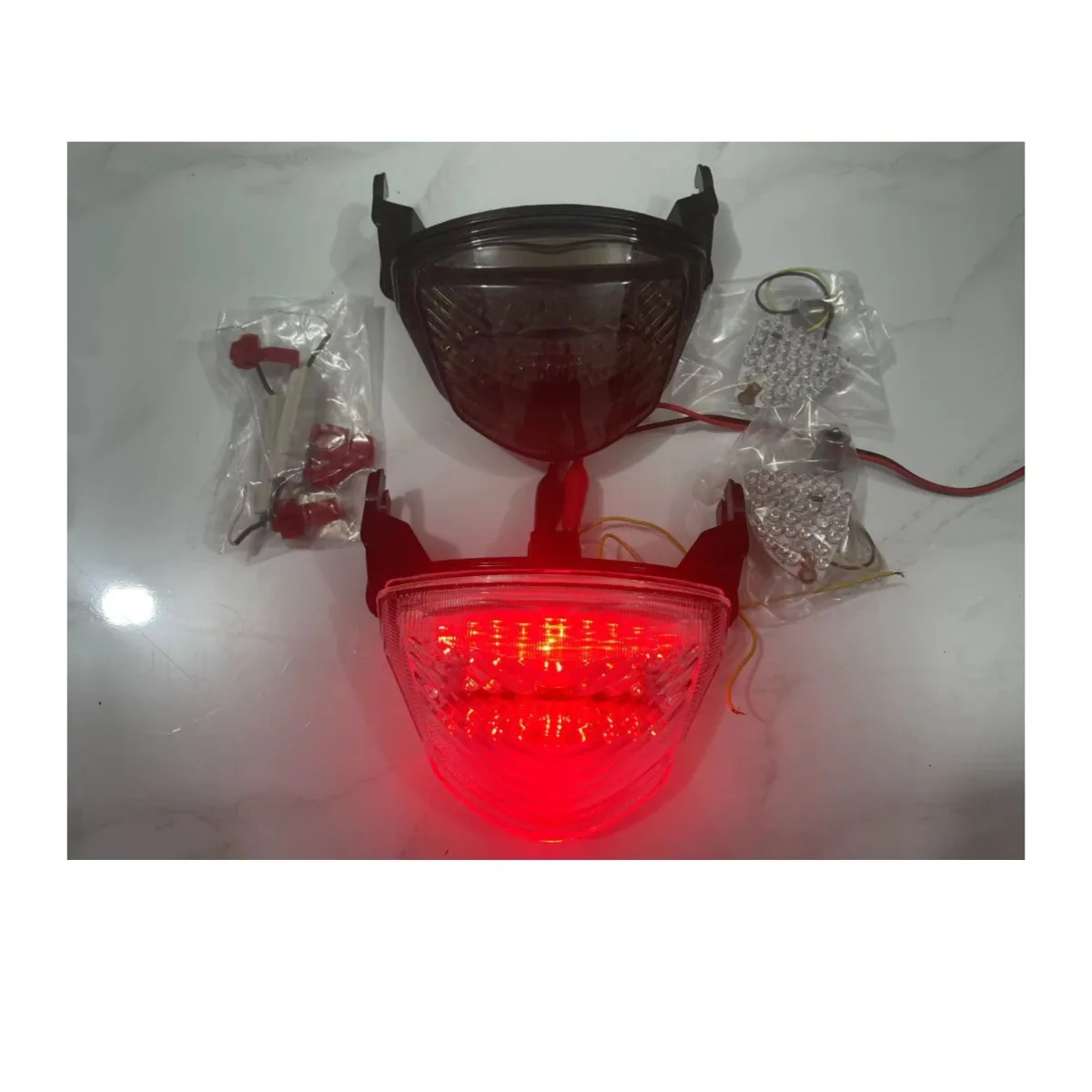 

Motorcycle LED Integrated Rear Lamp For SUZUKI GSXR1000 K5 2005 2006 12v Tail Brake Sport Lamp Turn Signals Taillights