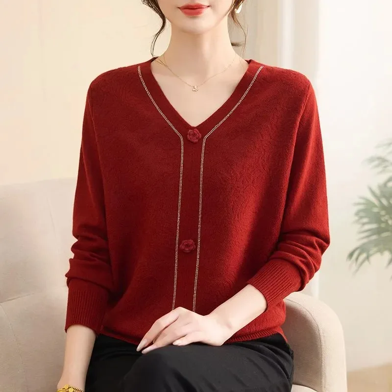 Spring Autumn Women V Neck Knit Sweater Elegant Floral Button Decor Long Sleeve Knit Top For Middle Aged Mom